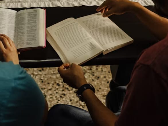 Misionari români primesc recunoaștere pentru școala creștină