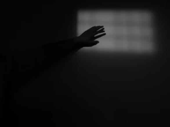 Un „christfluencer” francez a fost înjunghiat mortal în fața casei sale din Lyon