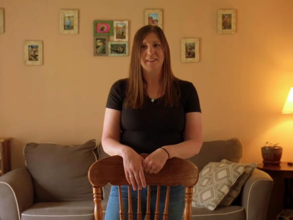 Mamă vs. Școală: Tranziție de gen ținută în taină