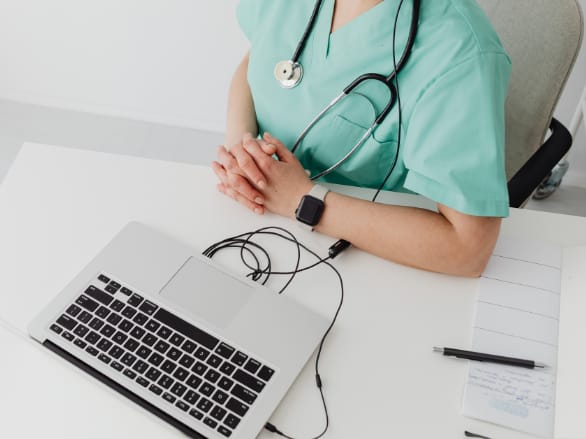 Controversă în Virginia: avort posibil până în luna a noua