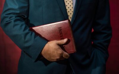 Societatea Biblică din Spania și Facultatea de Teologie a Adunării lui Dumnezeu semnează un acord pentru a impulsiona formarea biblică